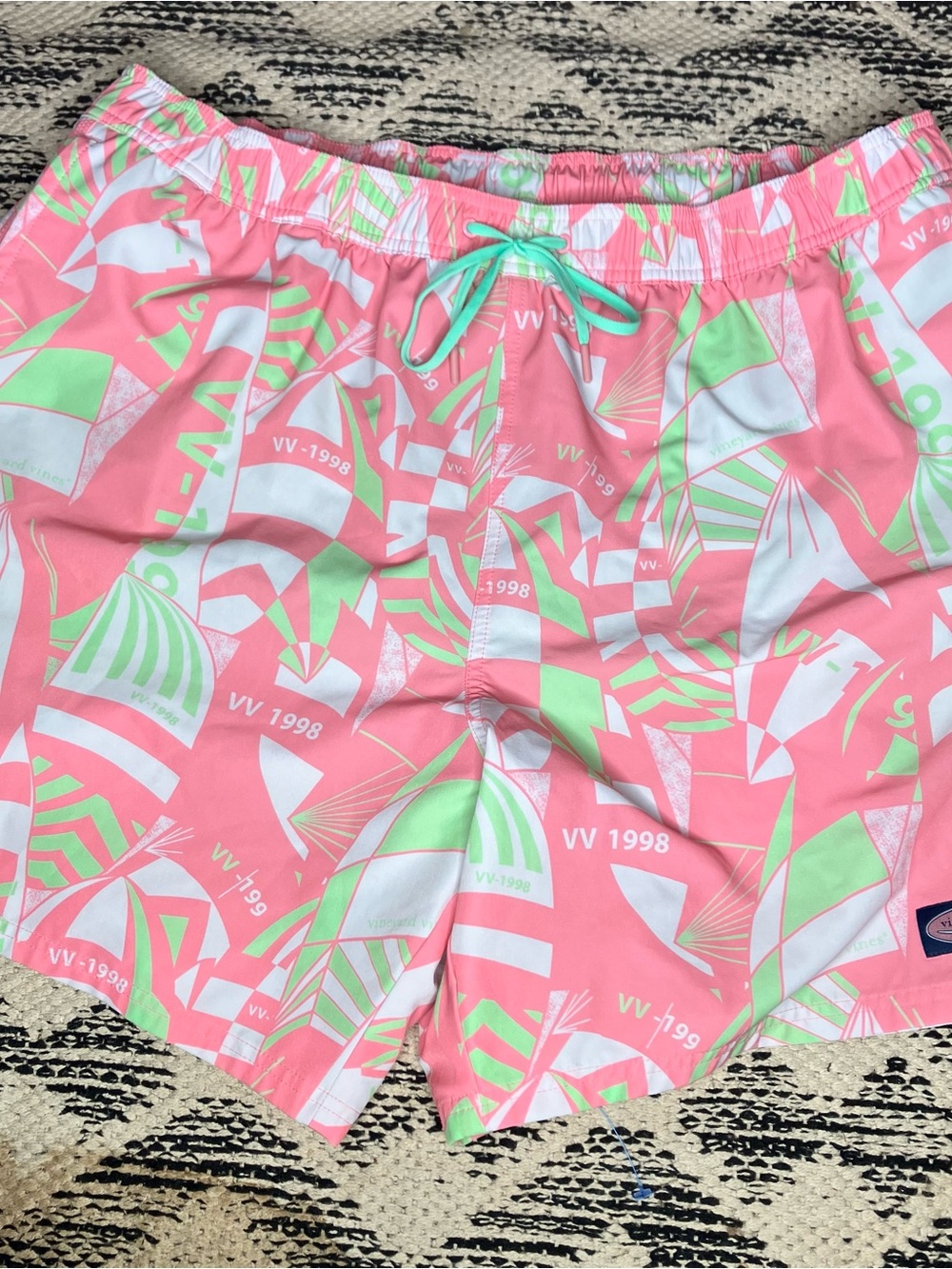Vineyard Vines chappy swim trunks 2XB